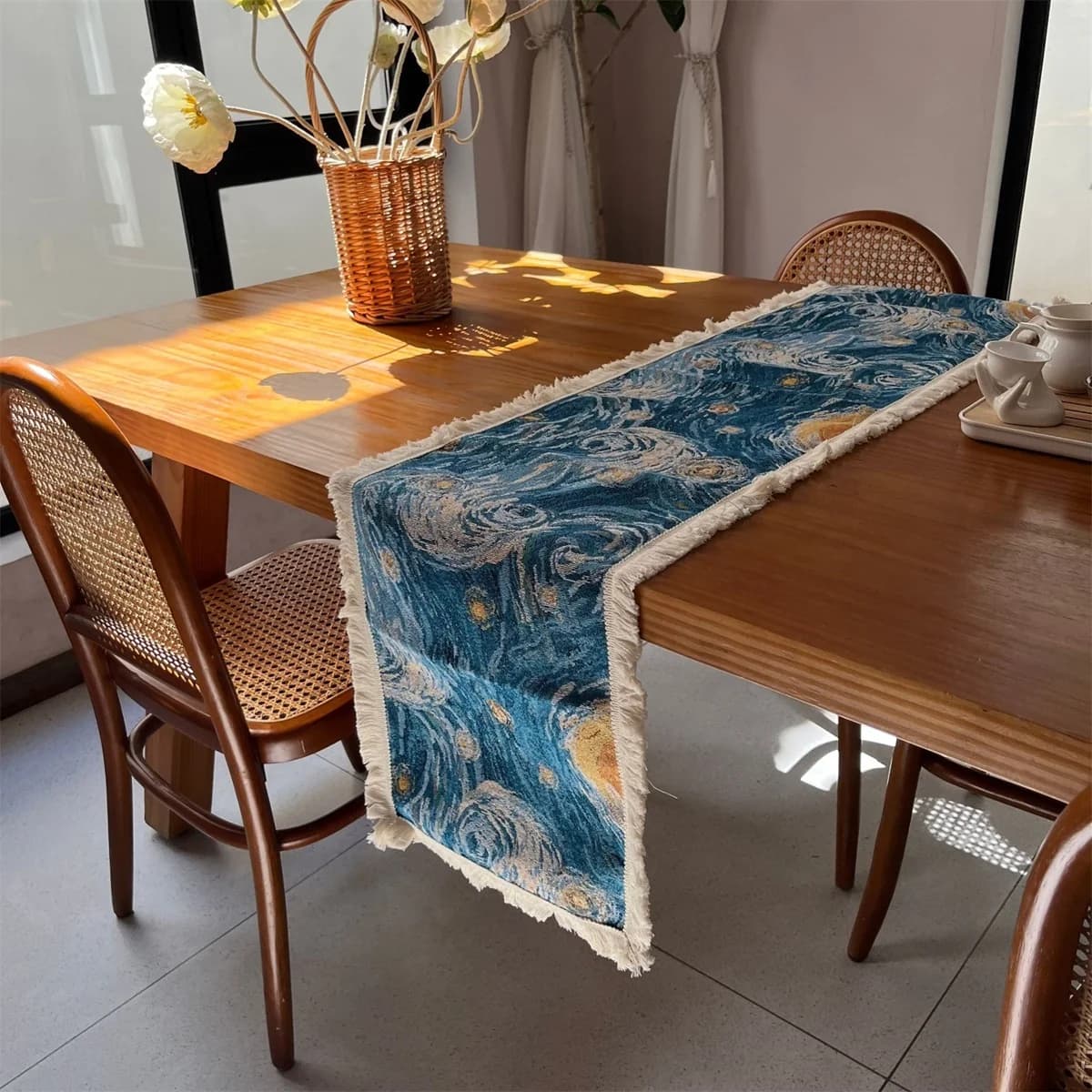 Stjernenatt jacquard-bordløper og dukedekor